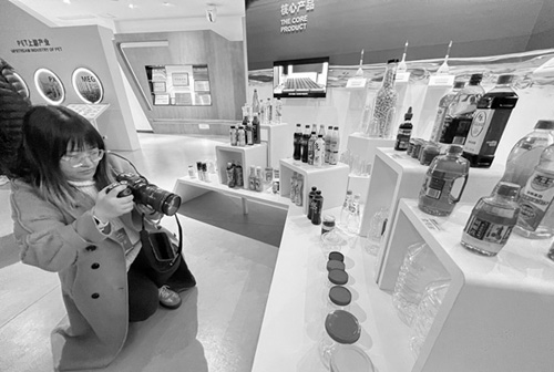 1677058671866112.jpg 2122.jpg