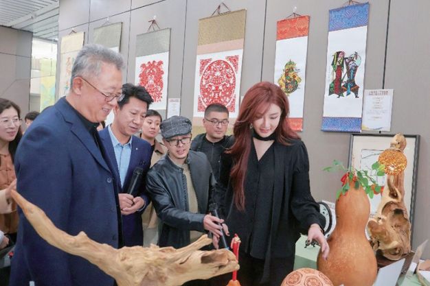 1764036690394646.jpg 截图20251125100231.jpg